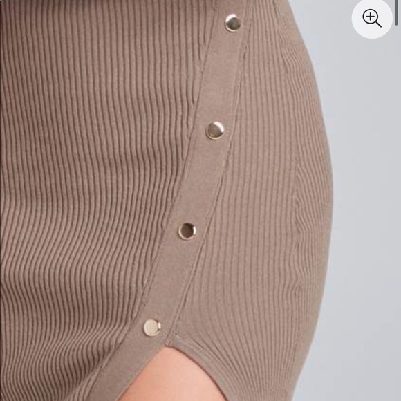 6 hours onlyBeige womenโs sweater Ribbed Button Detail Dress Size 1X NWT - Picture 4 of 9